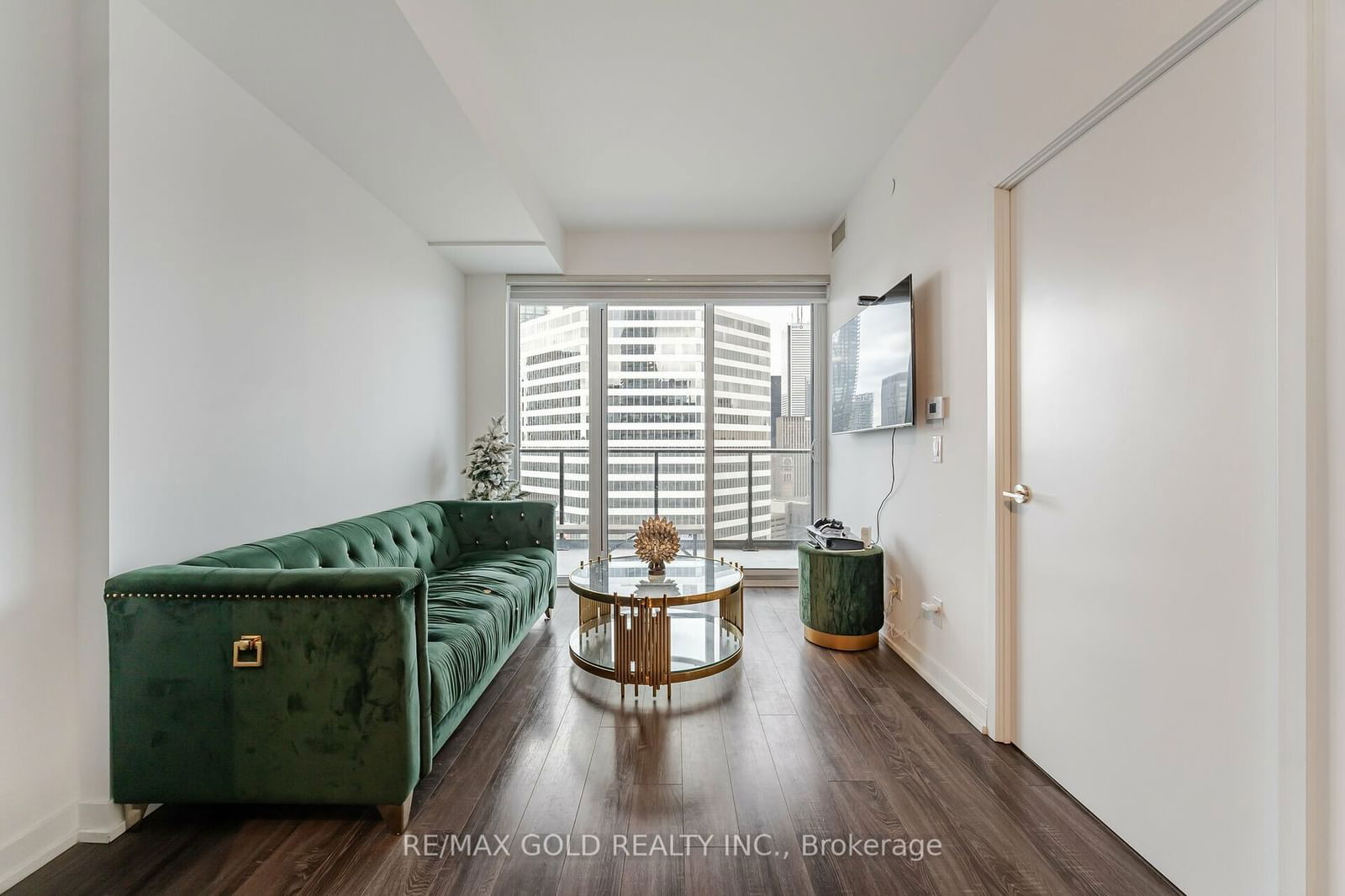 20 Edward St, unit 2506 for sale