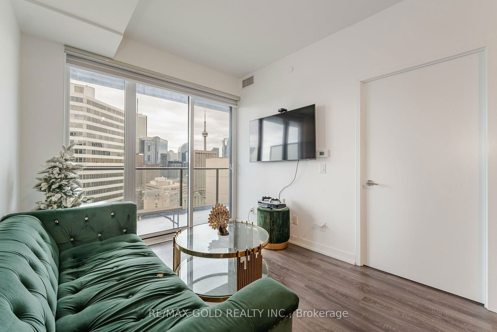 20 Edward St, unit 2506 for sale