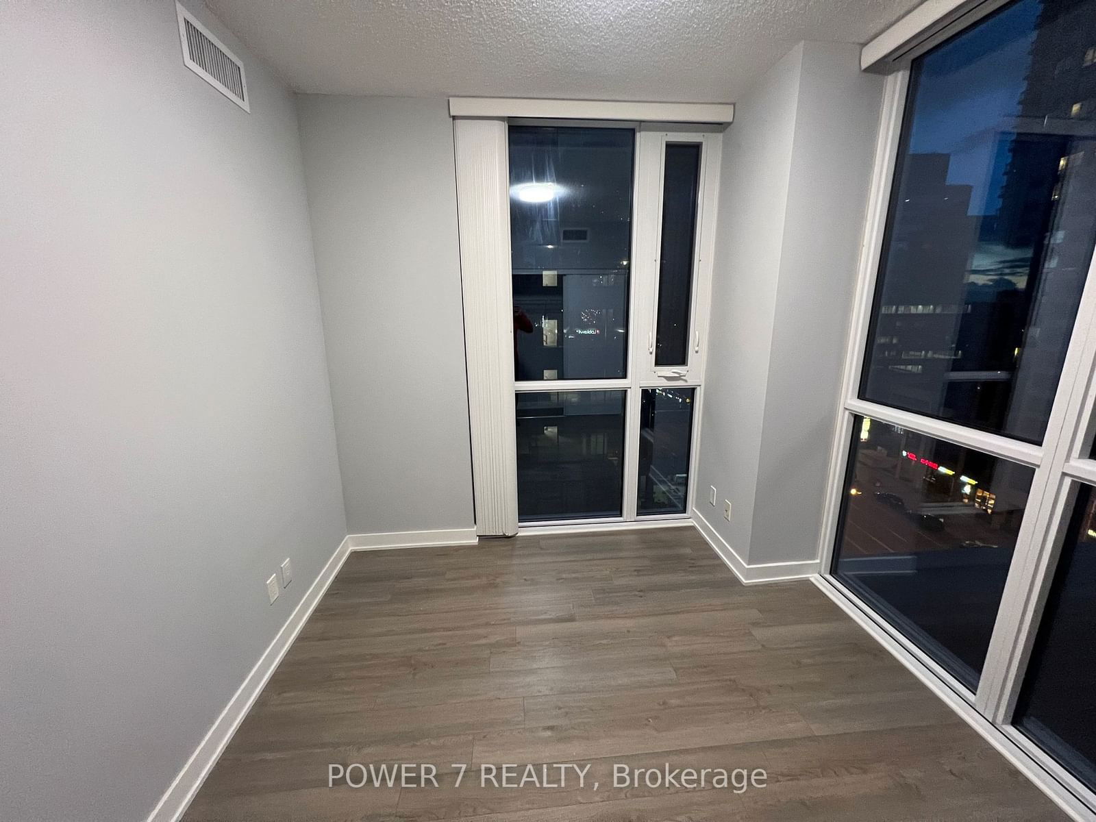 5180 Yonge St, unit 605 for rent