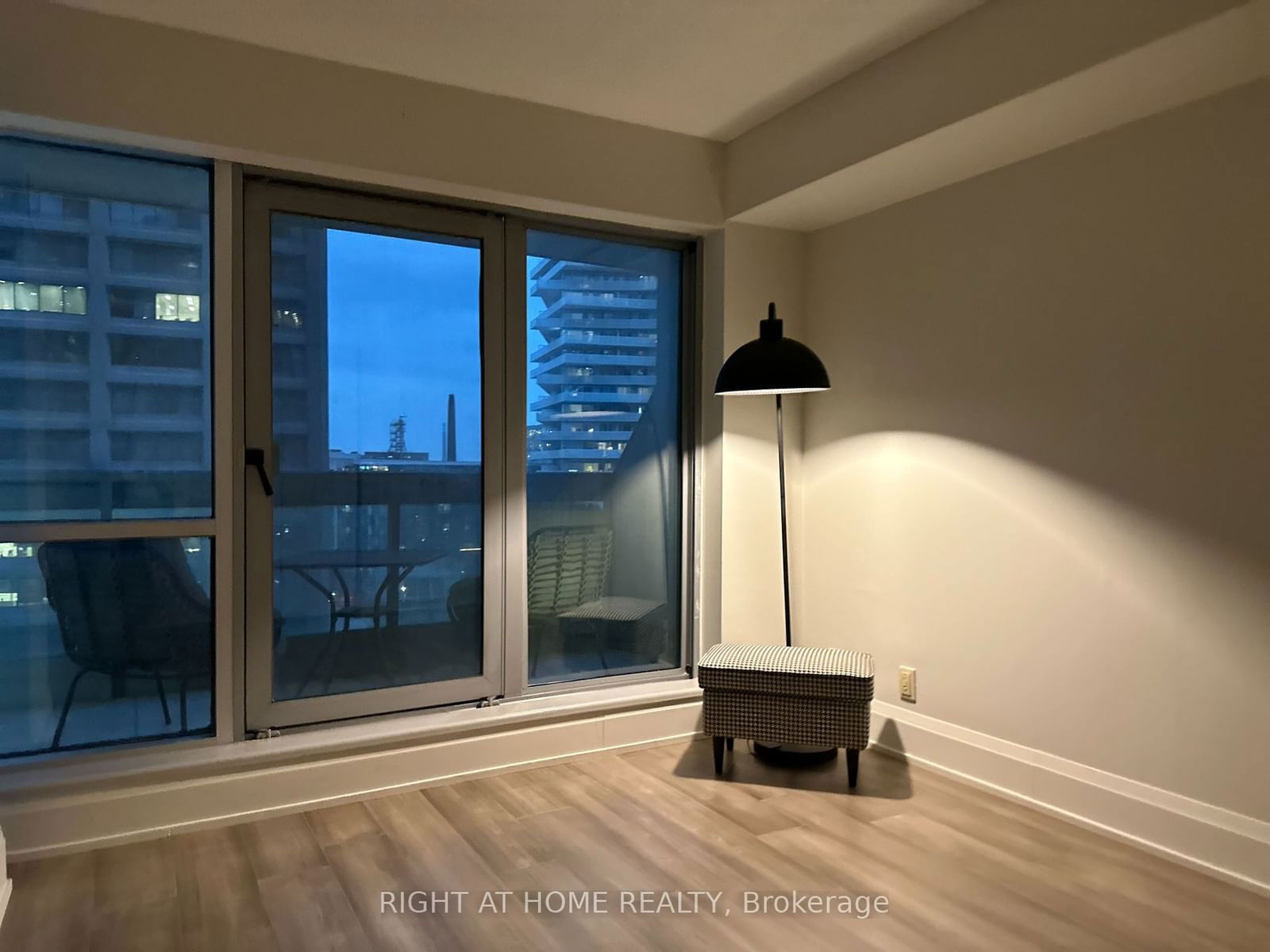 10 Queens Quay W, unit 1203 for sale