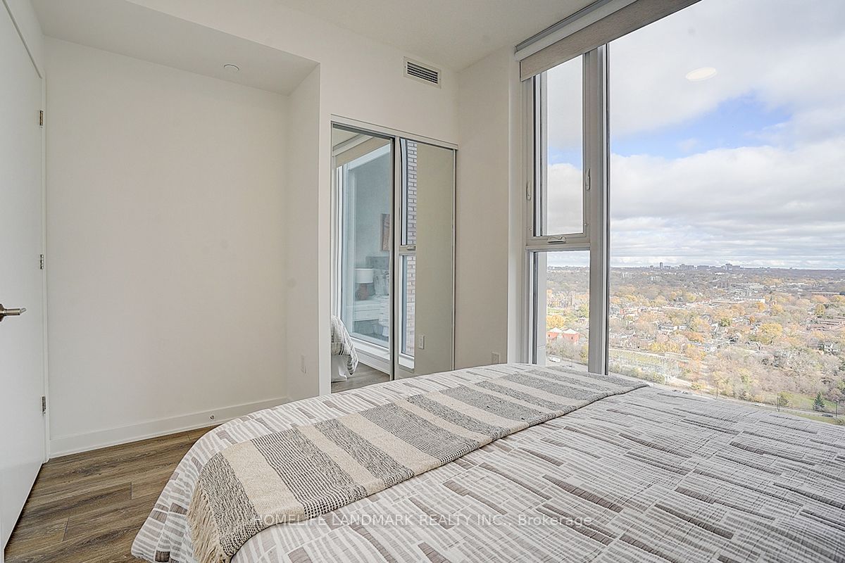 130 River St, unit 2511 for sale