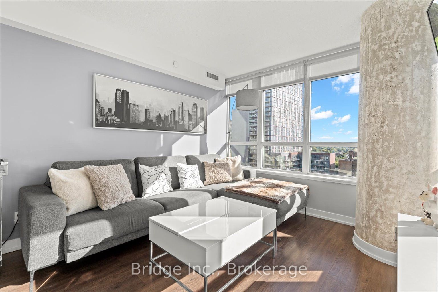 365 Church St, unit 1410 for sale