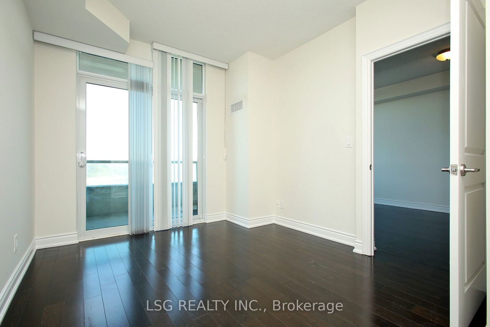 20 Bloorview Pl, unit 713 for rent