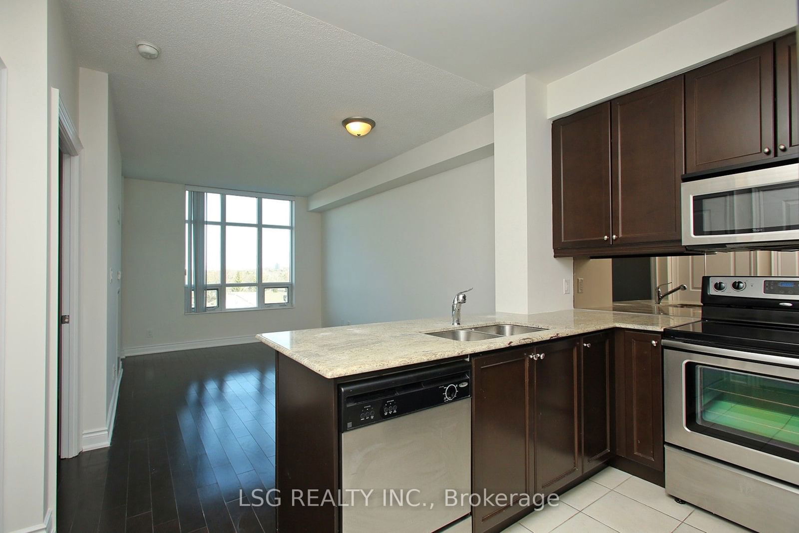 20 Bloorview Pl, unit 713 for rent