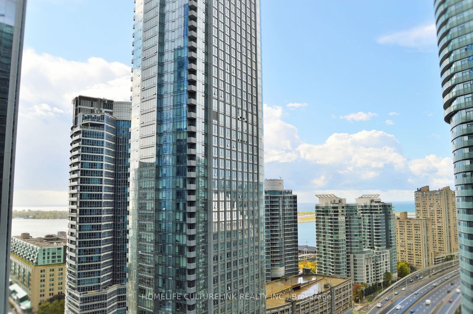 55 Bremner Blvd, unit 2209 for rent