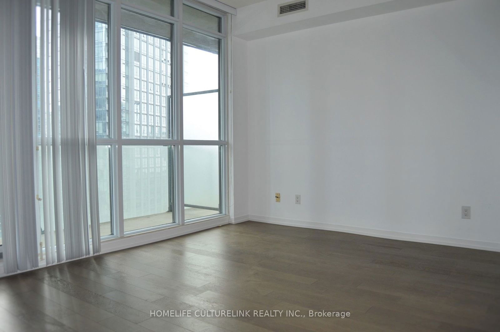 55 Bremner Blvd, unit 2209 for rent