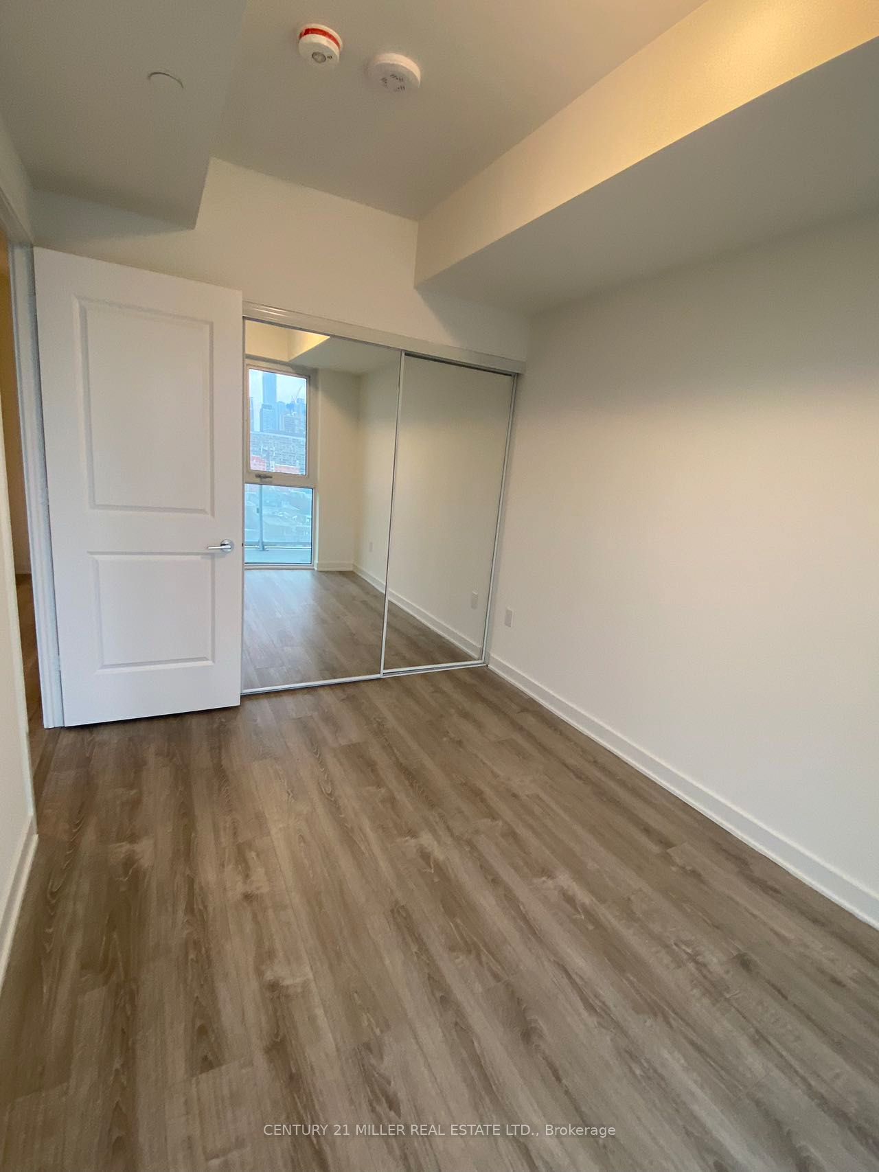 100 Dalhousie St, unit 1702 for rent