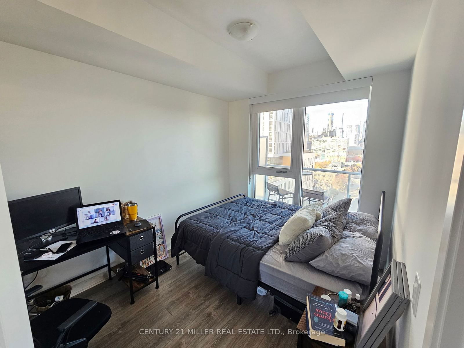 100 Dalhousie St, unit 1702 for rent