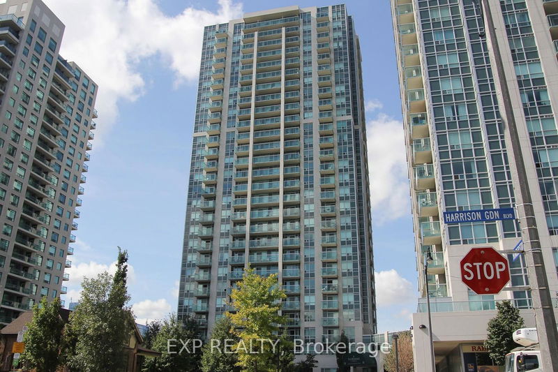 18 Harrison Garden Blvd, unit 807 for sale