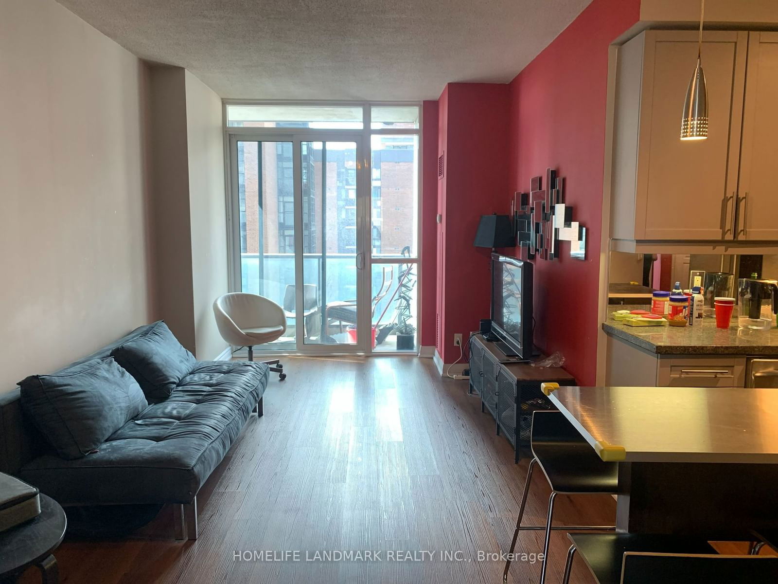 1121 Bay St, unit 1701 for rent