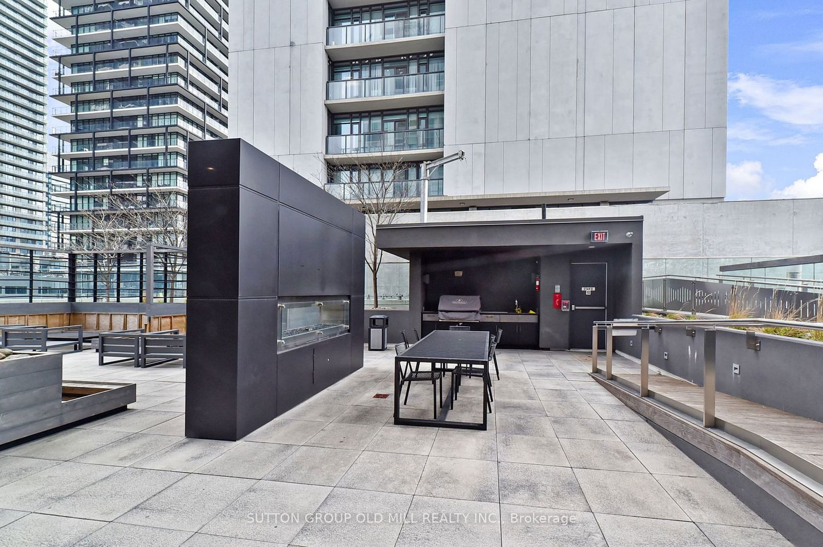 318 Richmond St W, unit 2105 for rent