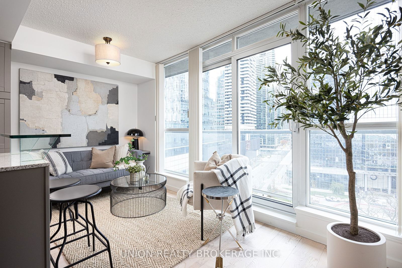 8 York St, unit 1104 for sale