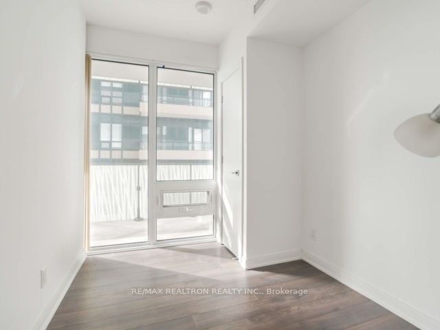 42 Charles St E, unit 2407 for rent