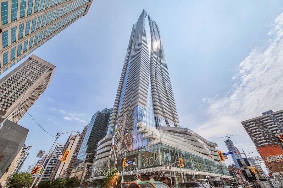 1 Bloor St E, unit 4203 for rent