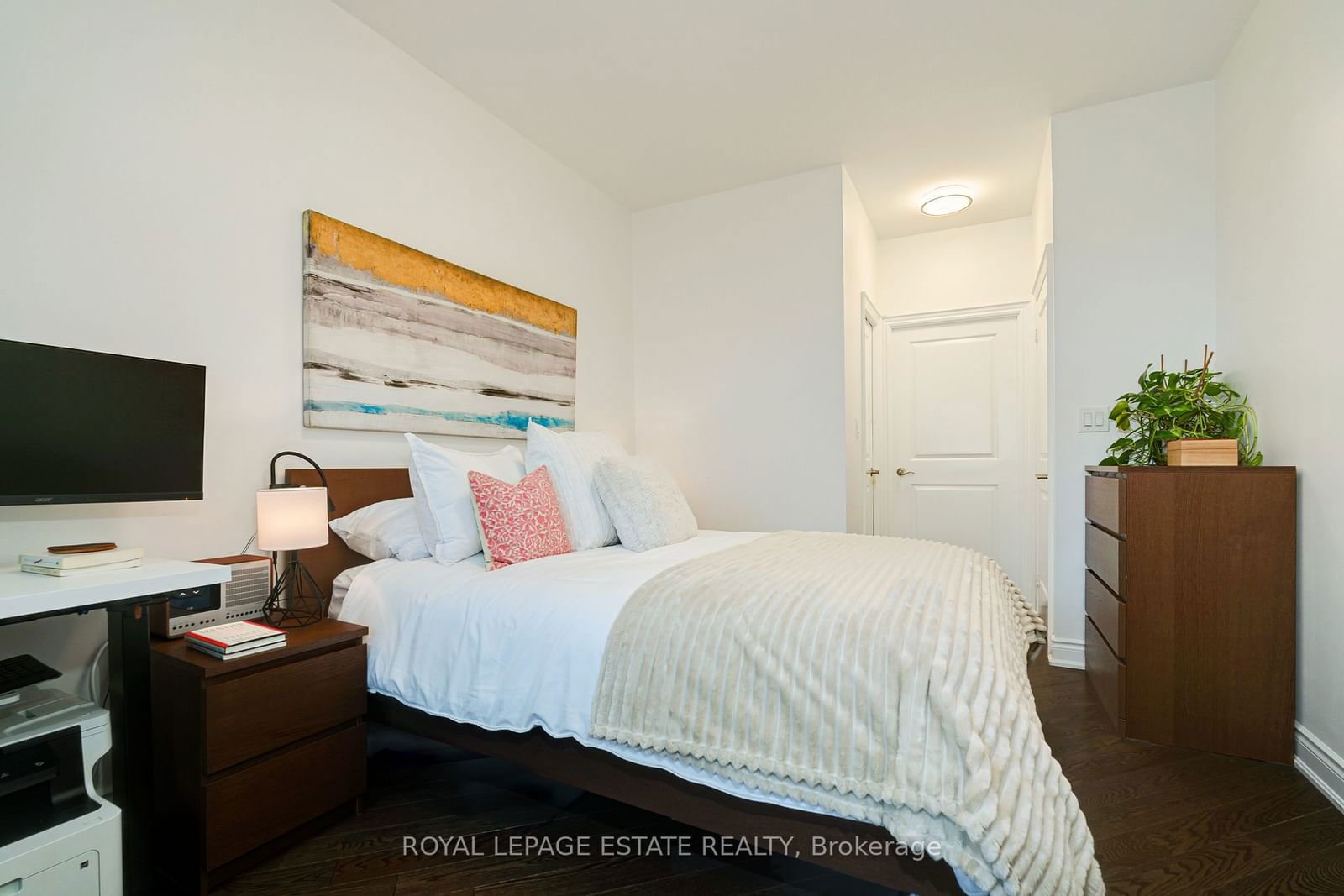 20 Bloorview Pl, unit 216 for sale