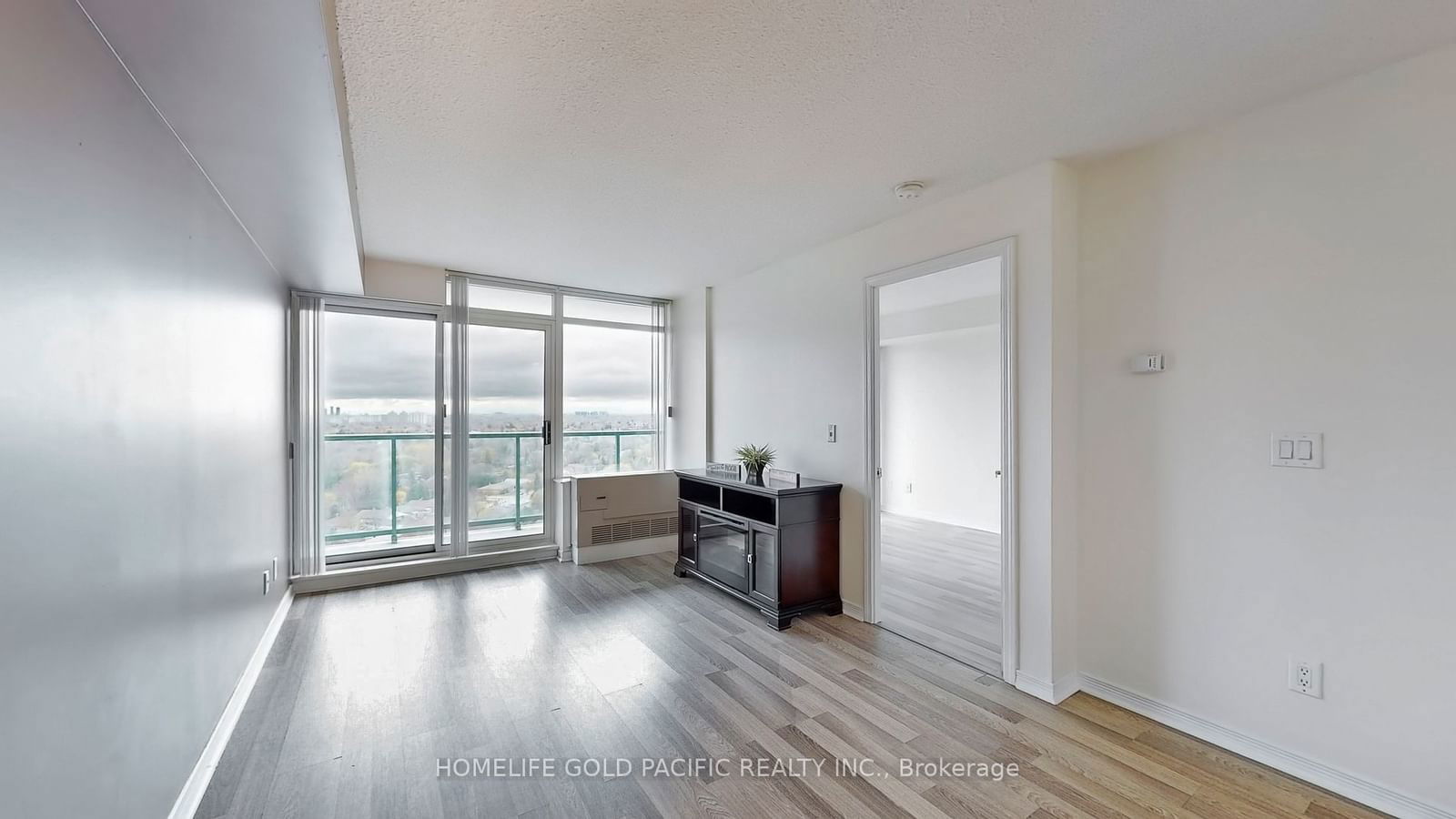 5500 Yonge St, unit 1907 for sale