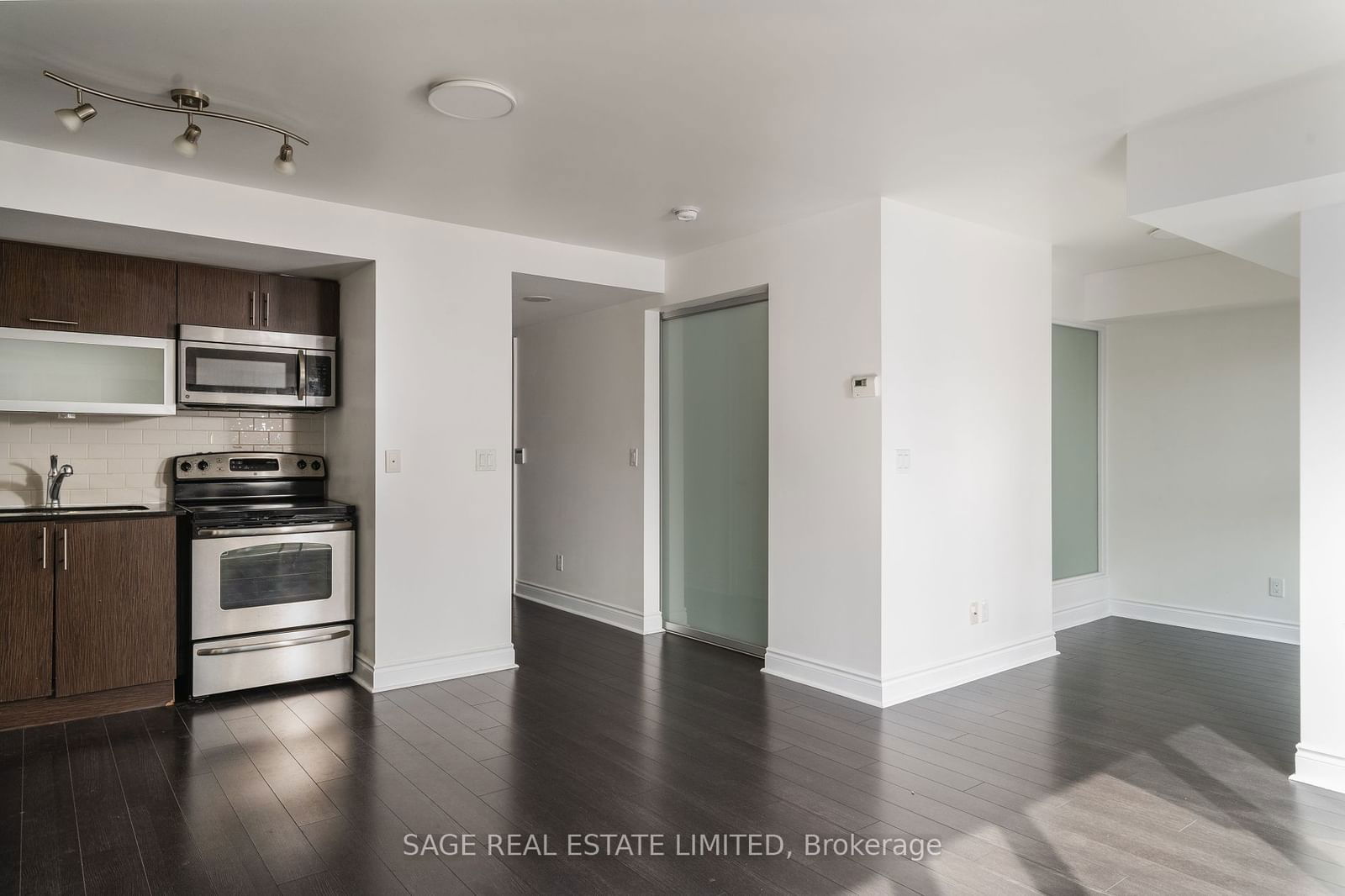 28 Ted Rogers Way, unit 1512 for rent