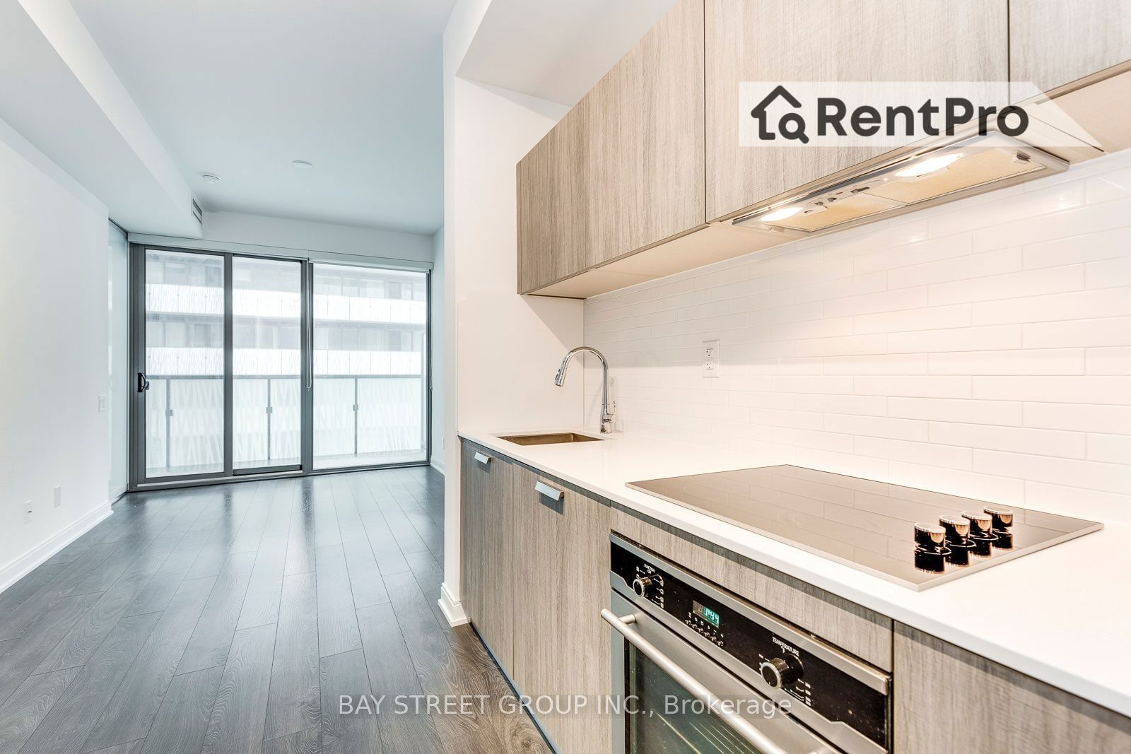 50 Charles St E, unit 1608 for rent