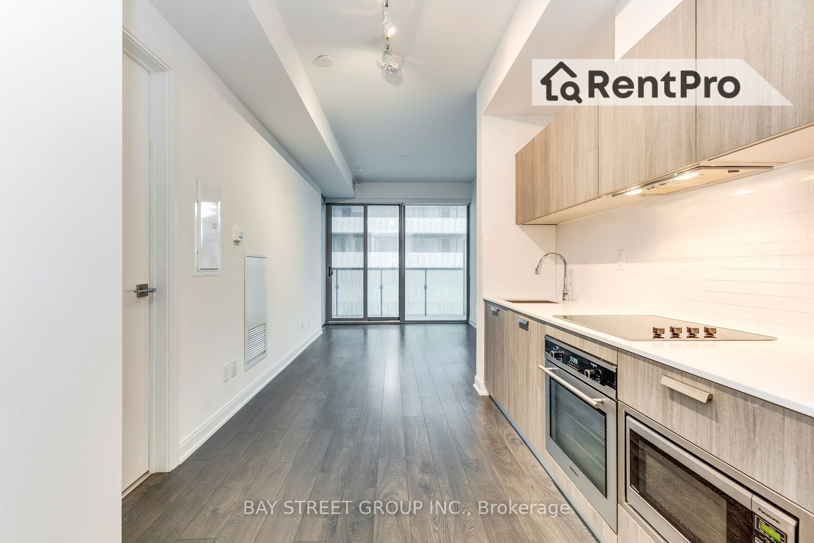 50 Charles St E, unit 1608 for rent