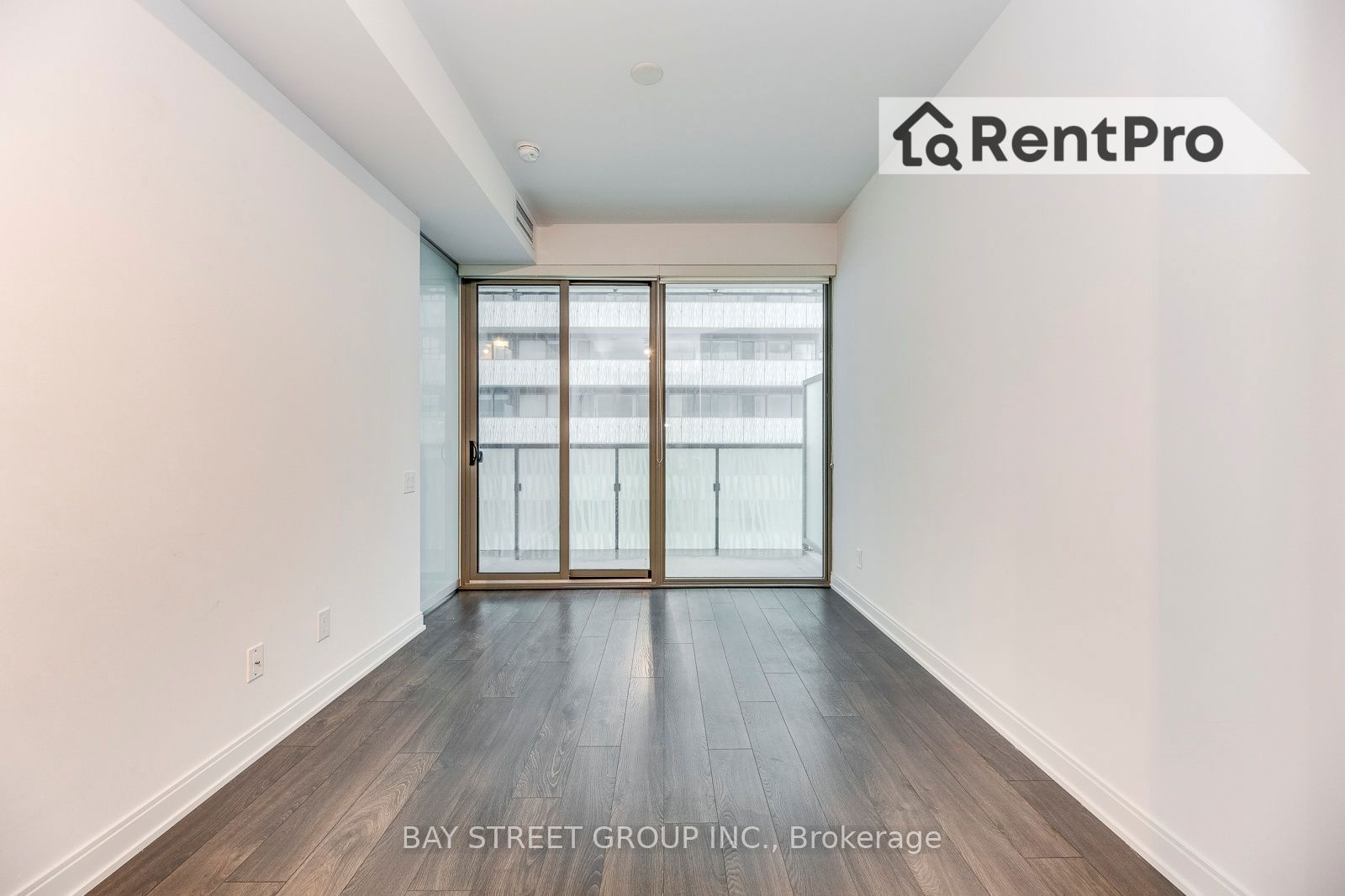 50 Charles St E, unit 1608 for rent