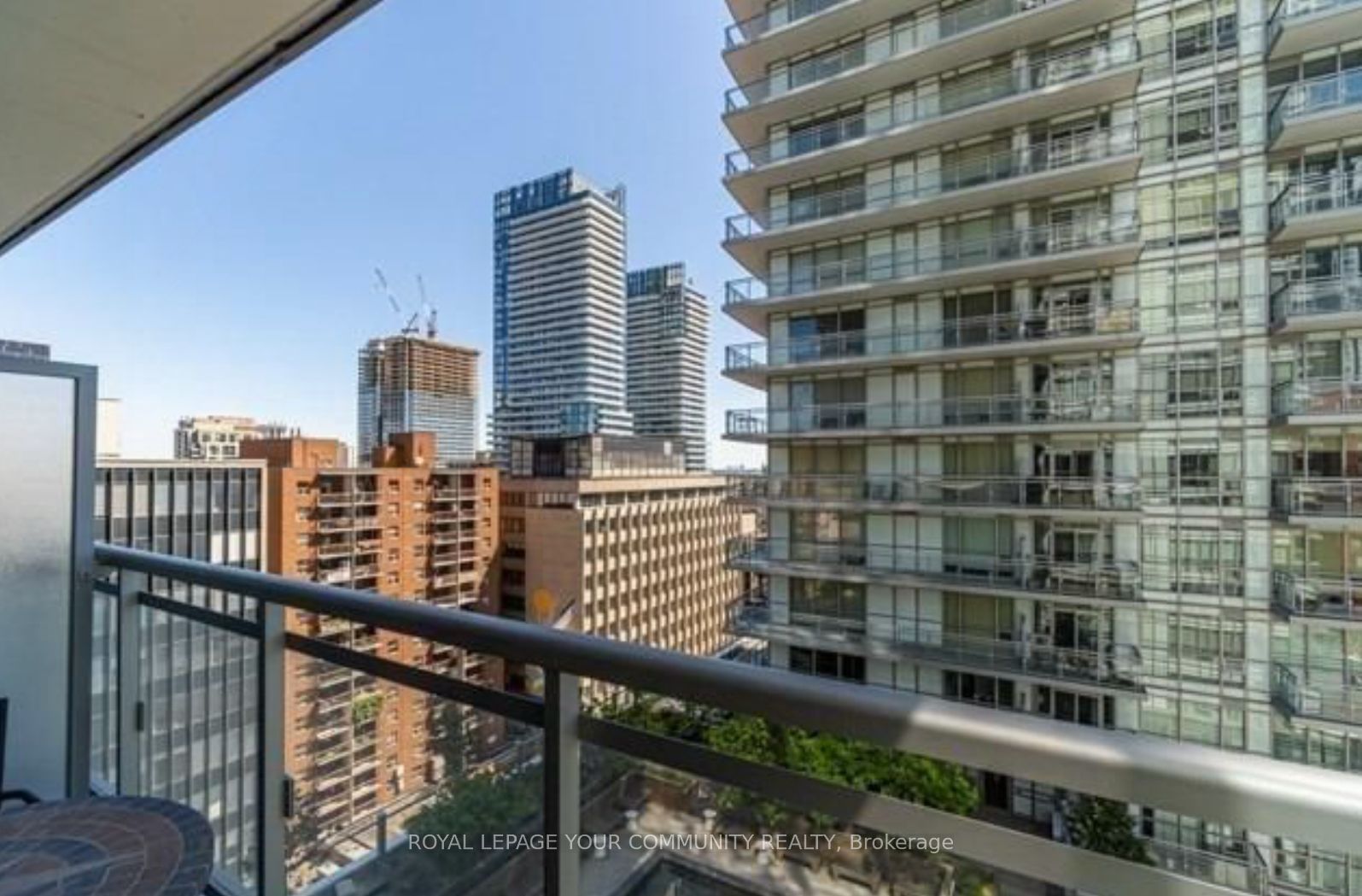 89 Dunfield Ave, unit 1206 for rent