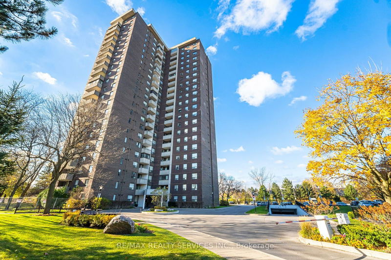 10 Muirhead Rd, unit 1103 for sale