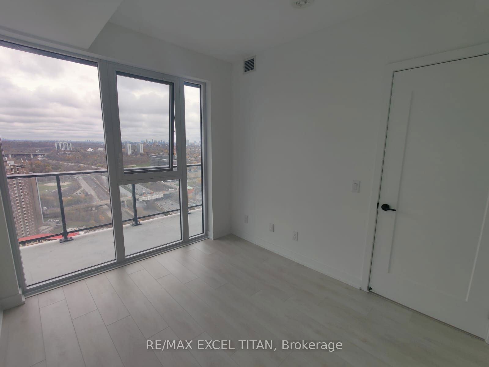 5 Defries St, unit 3209 for rent