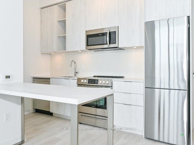 30 Ordnance St, unit 2904 for rent