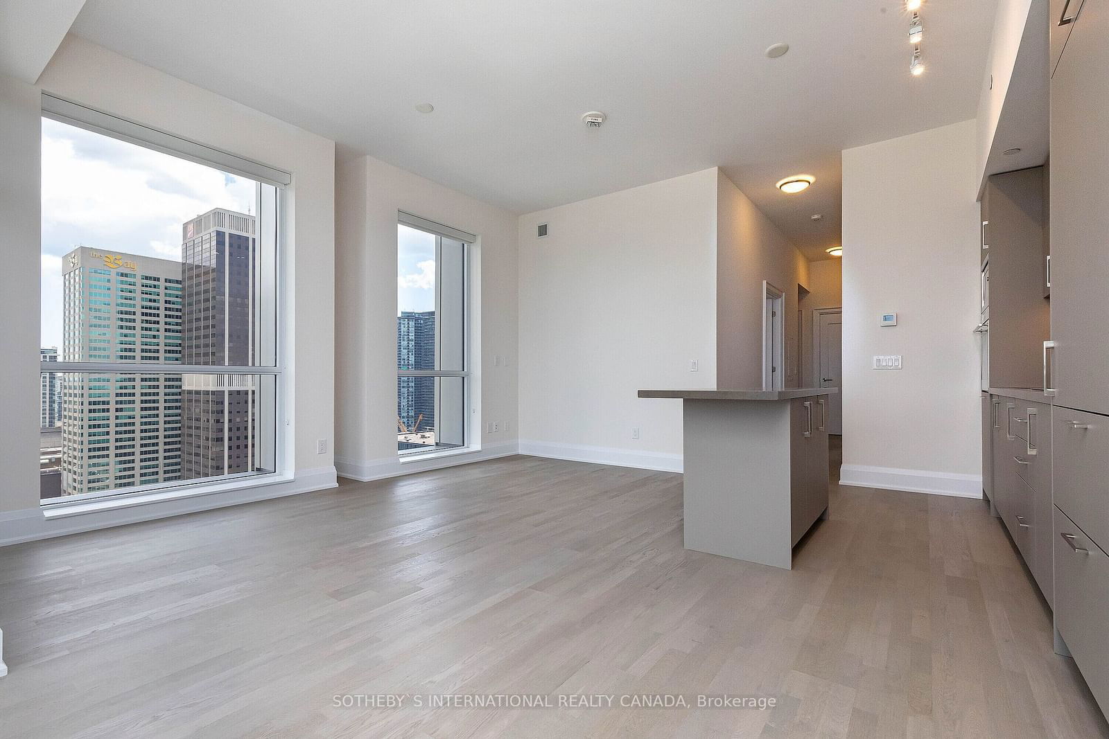 88 Cumberland St, unit 2505 for rent