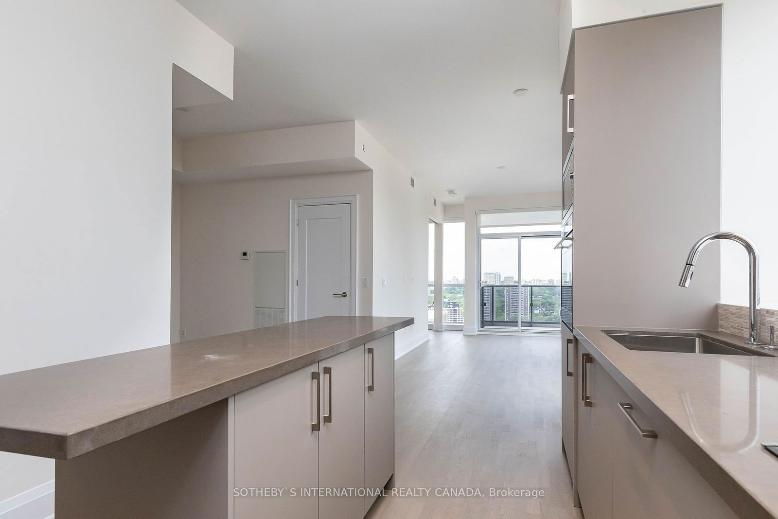 88 Cumberland St, unit 2405 for rent