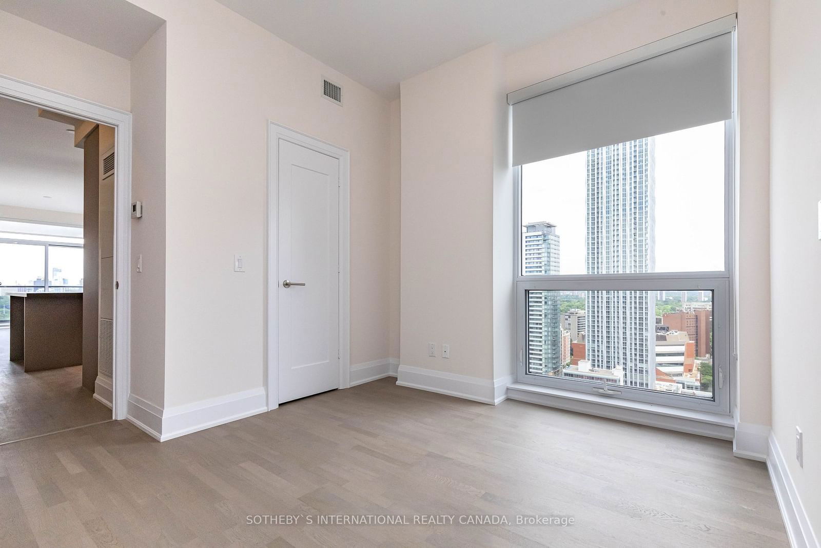 88 Cumberland St, unit 2405 for rent