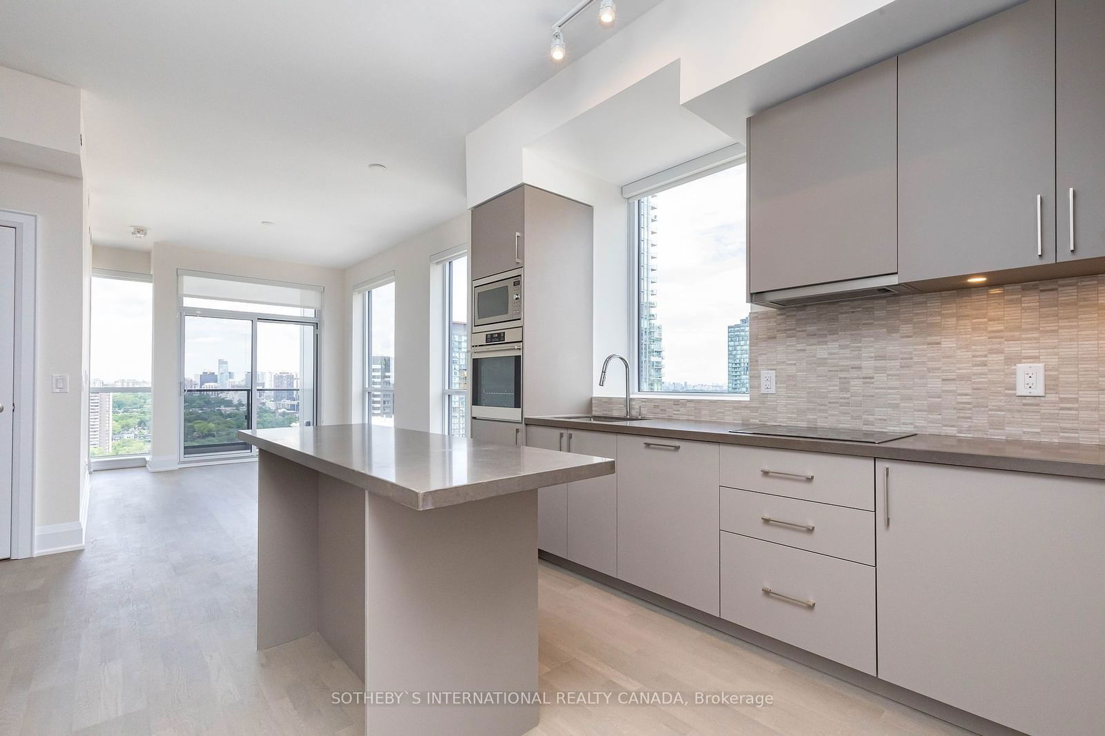 88 Cumberland St, unit 2405 for rent