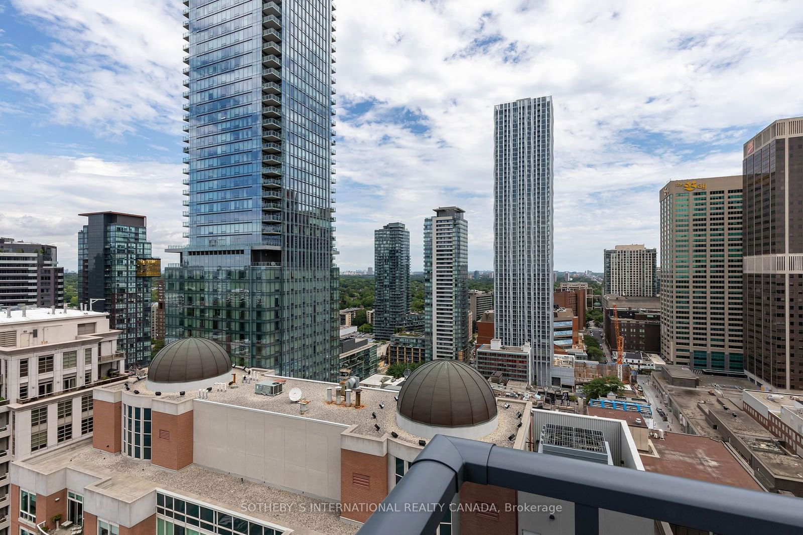 88 Cumberland St, unit 2405 for rent