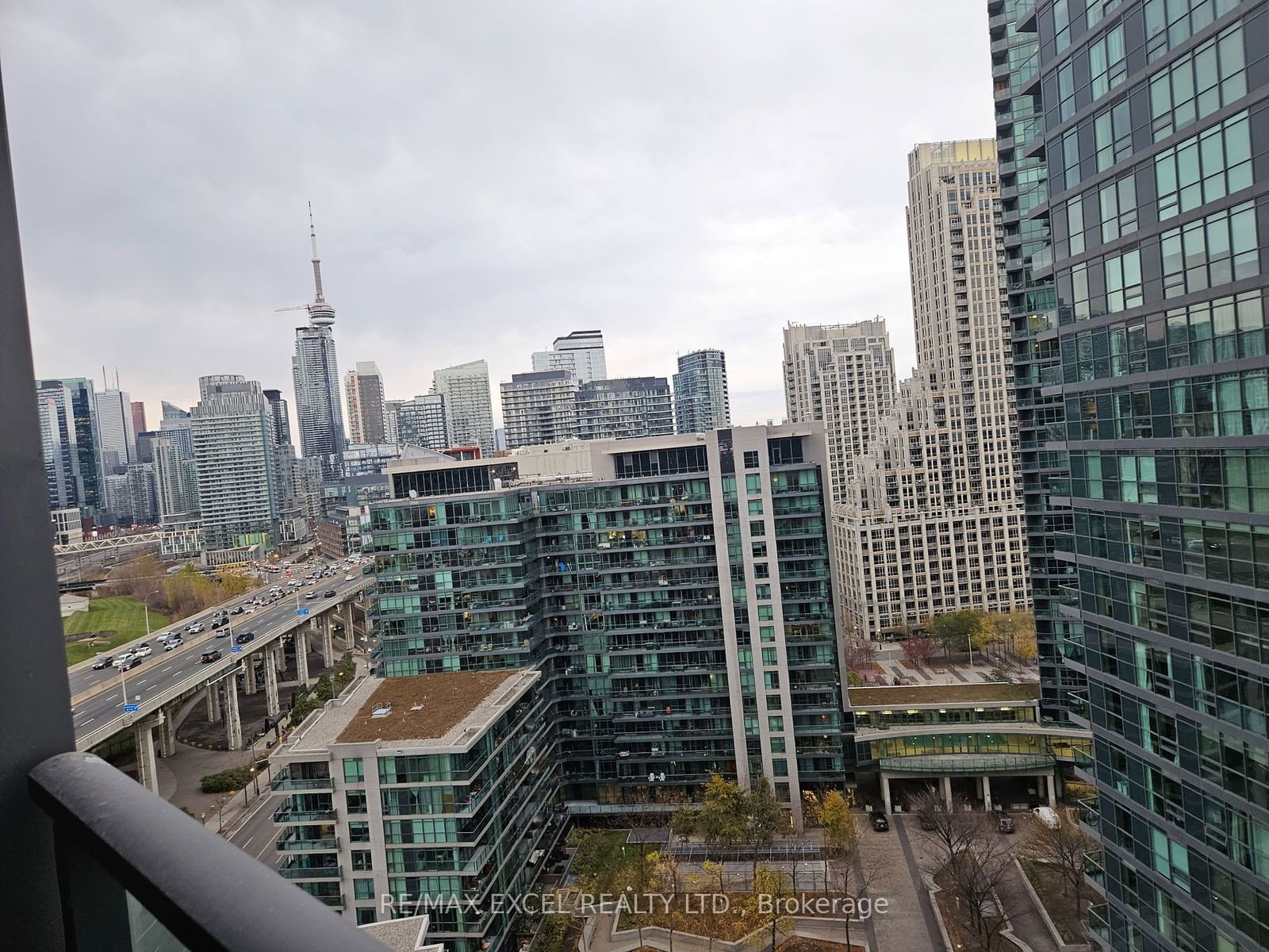 231 Fort York Blvd, unit 1812 for rent