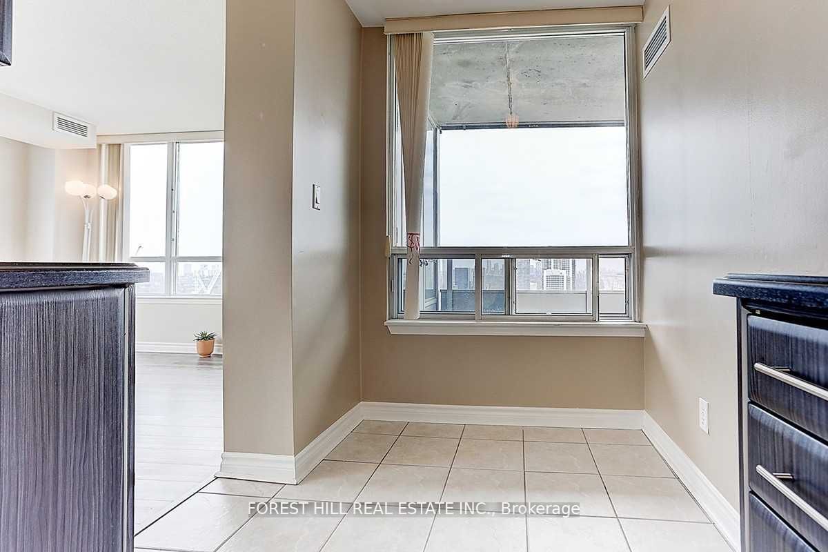 3 Rean Dr, unit 1804 for rent