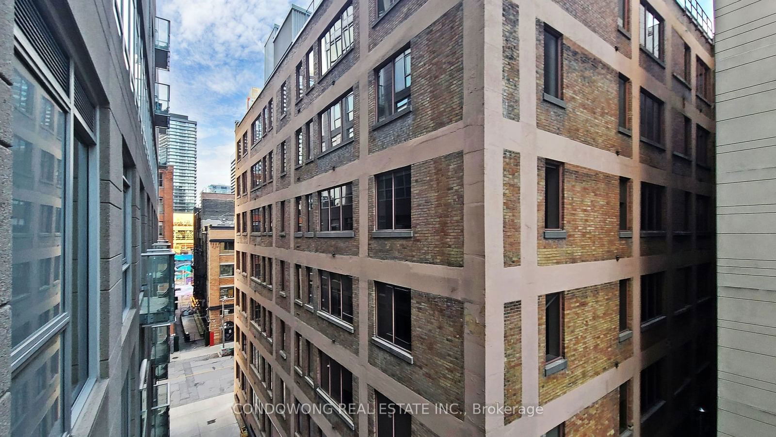 30 Nelson St, unit 502 for sale