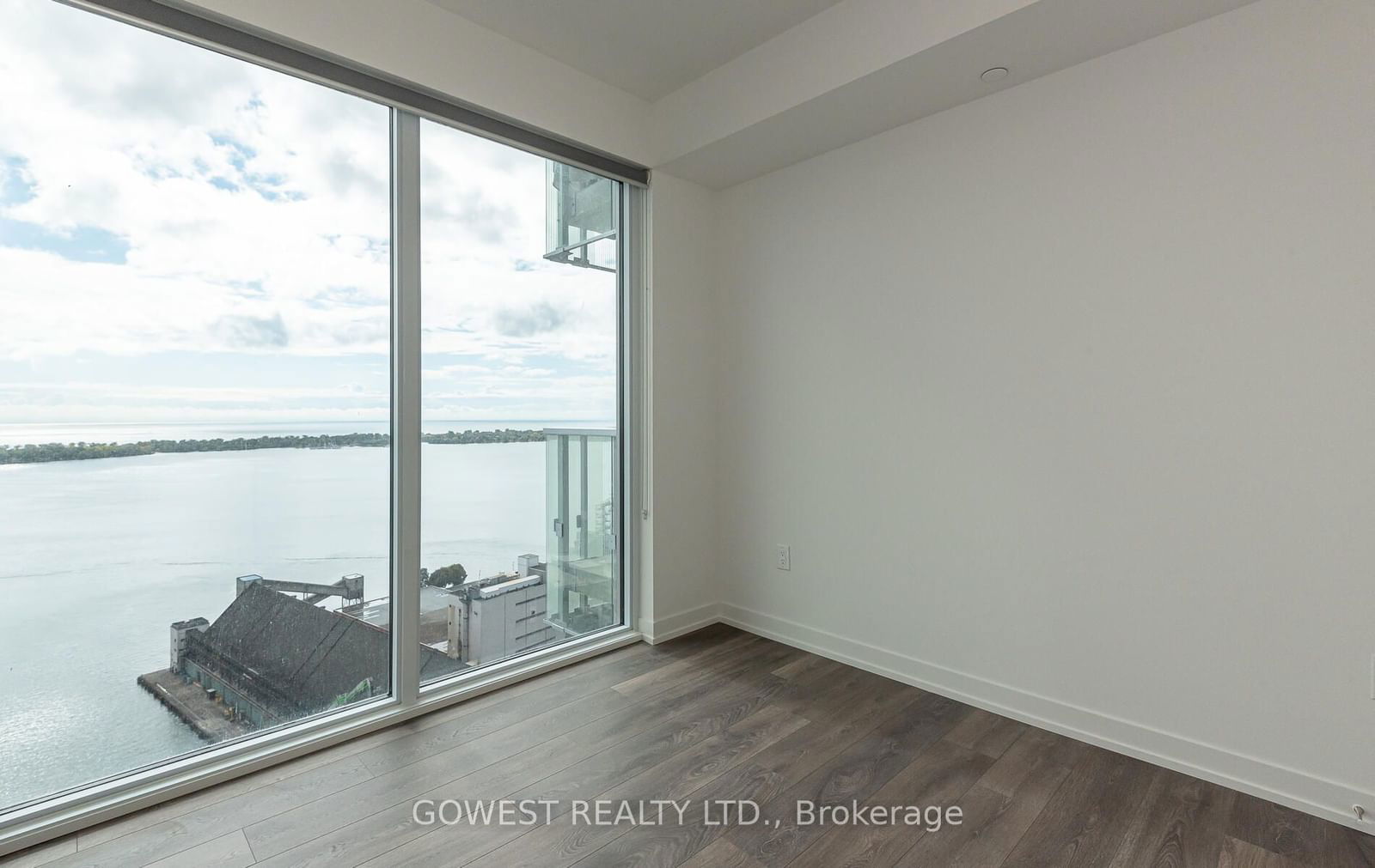 15 Lower Jarvis St, unit 3803 for rent