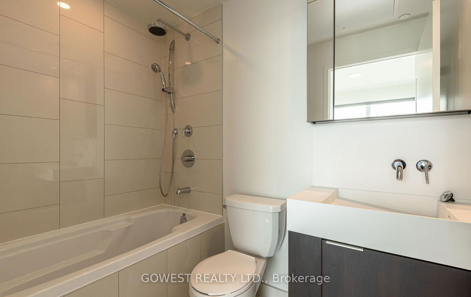 15 Lower Jarvis St, unit 3803 for rent