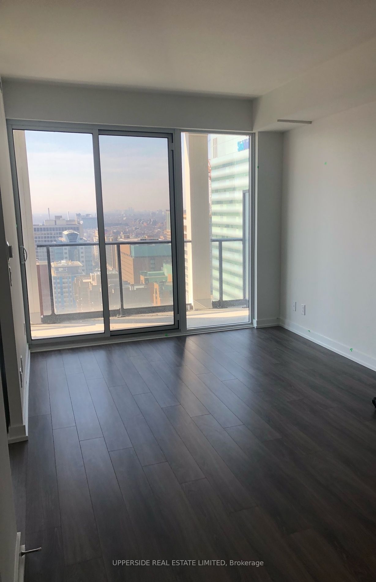 20 Edward St W, unit 2514 for rent