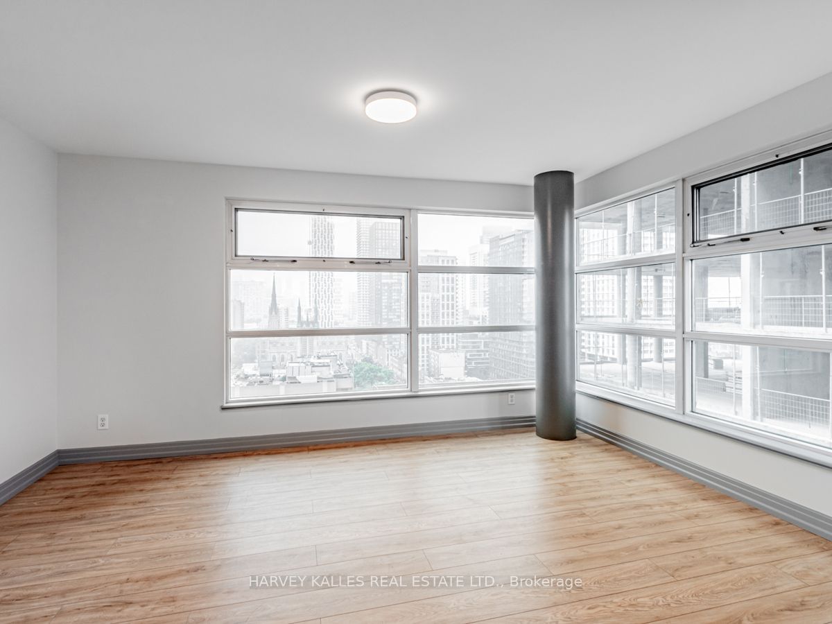 50 Lombard St, unit 2101 for sale