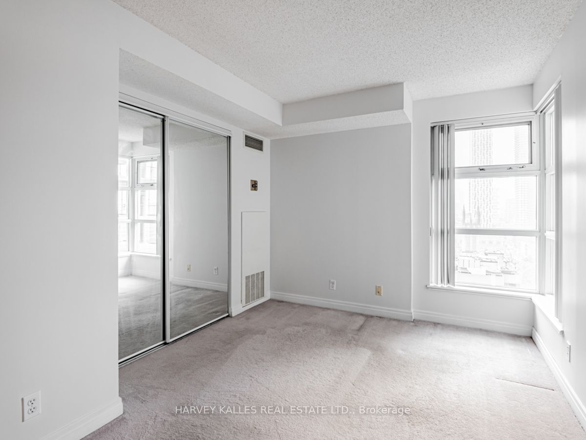 50 Lombard St, unit 2101 for sale