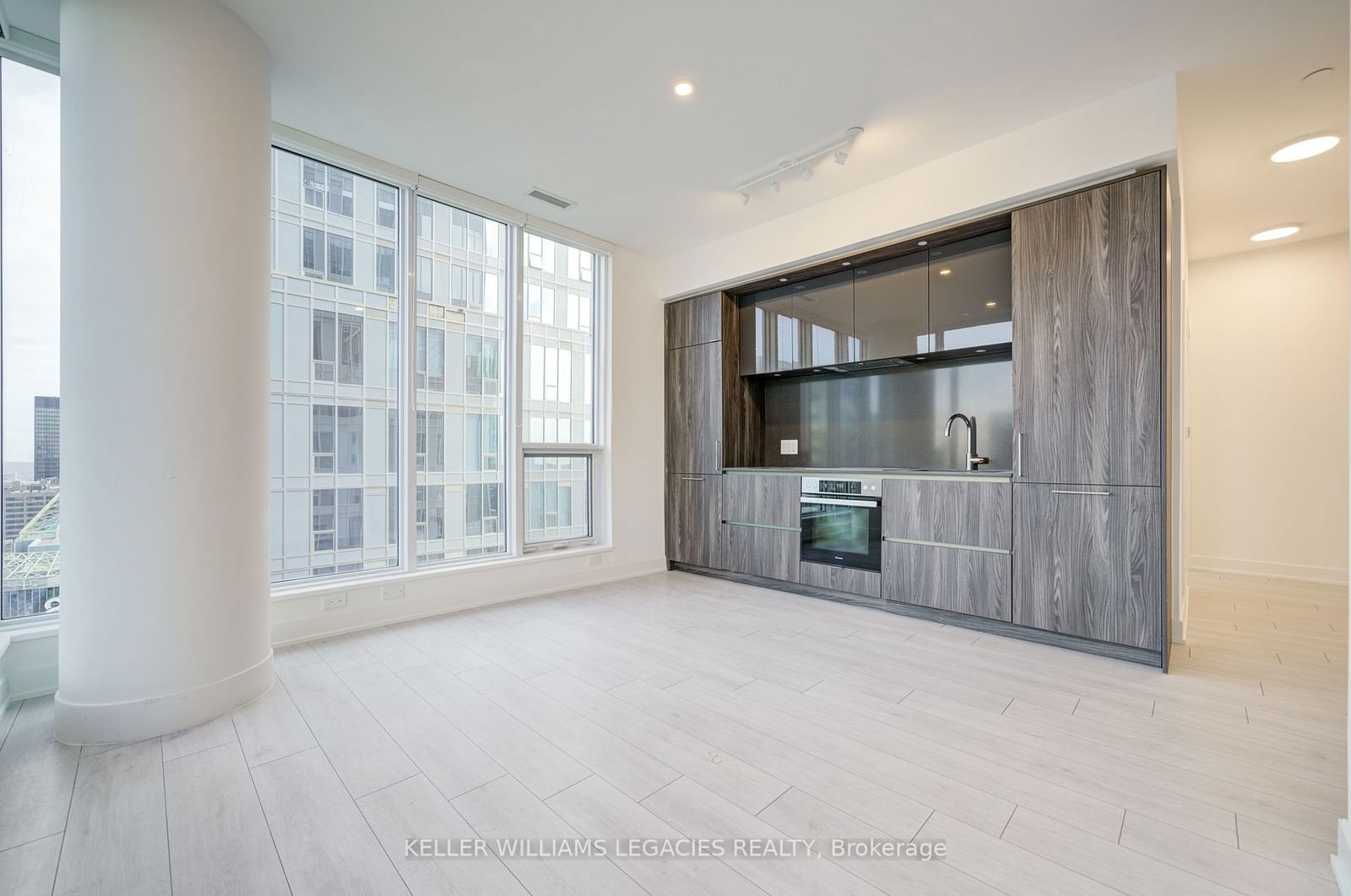 35 Mercer St, unit 4012 for rent