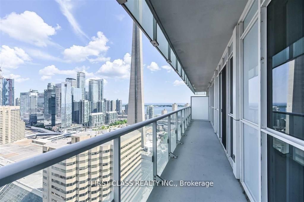 300 Front St W, unit 3010 for rent