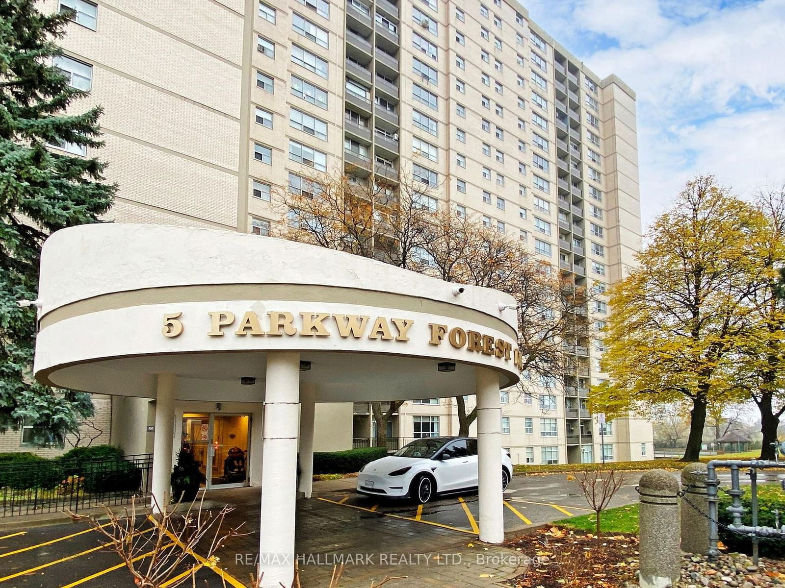 York Gardens Condos, North York, Toronto