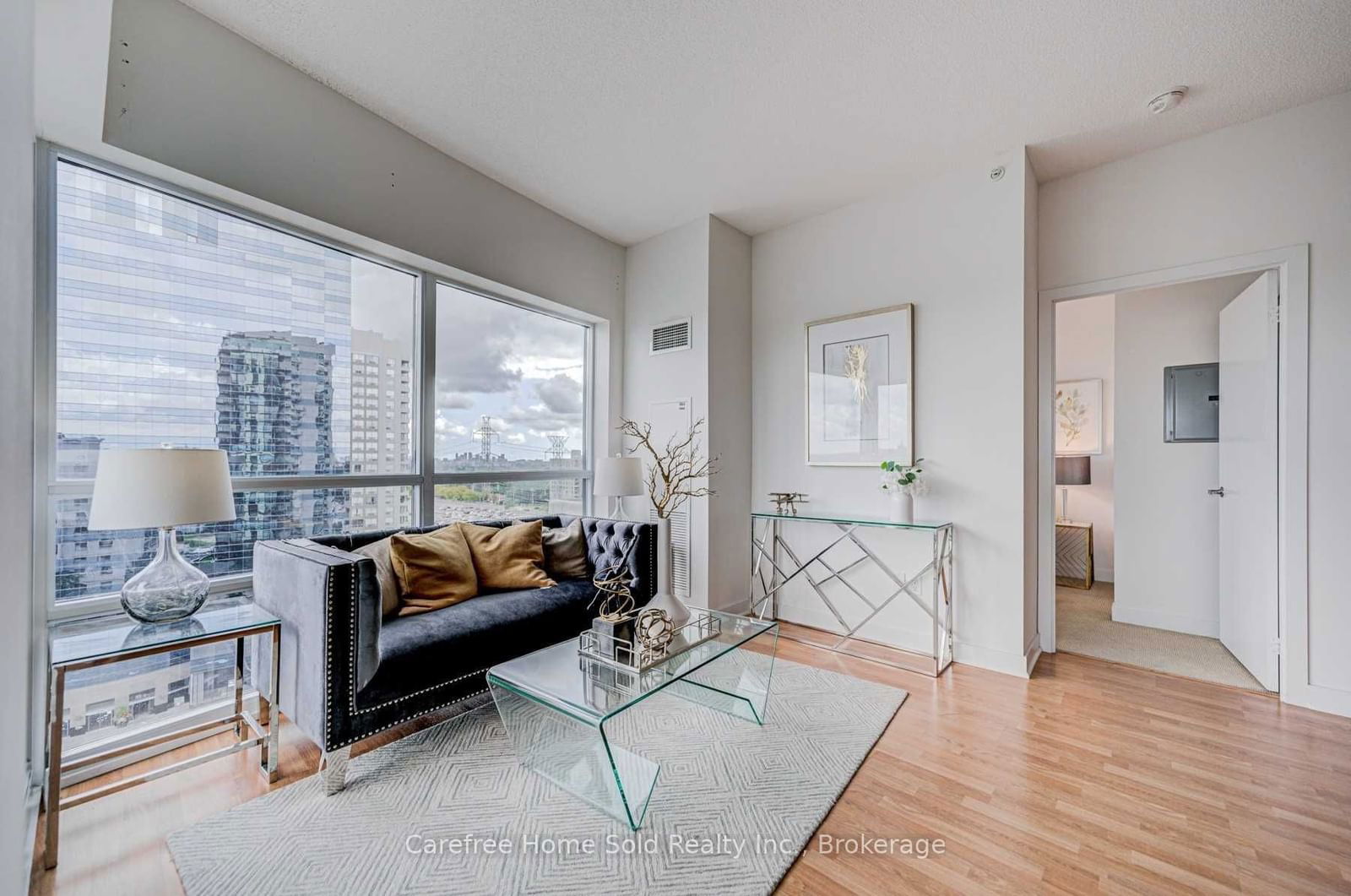 5740 Yonge St, unit 1207 for rent