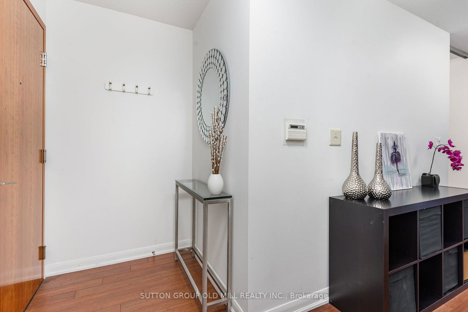 205 Frederick St, unit 713 for rent