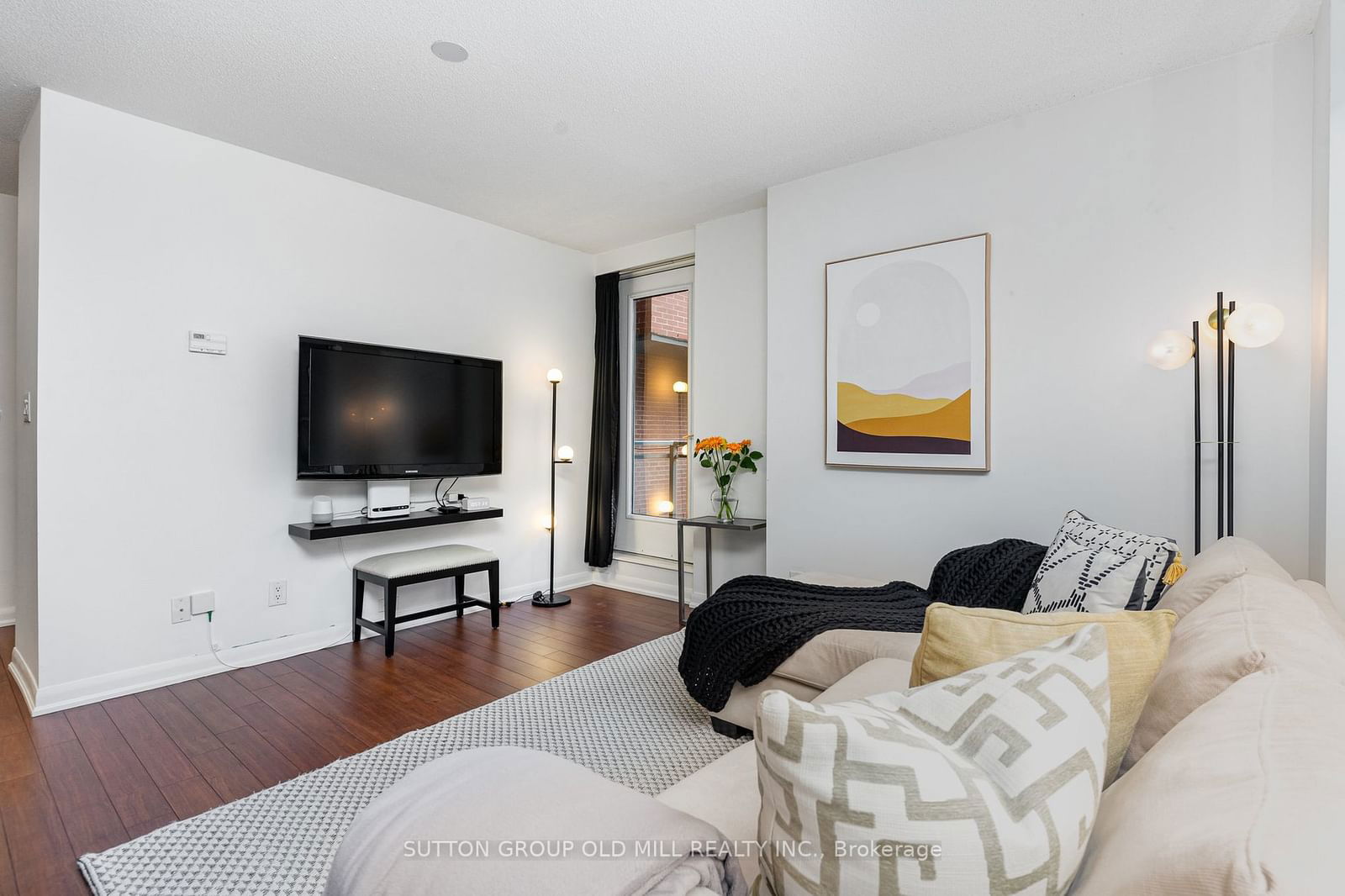 205 Frederick St, unit 713 for rent