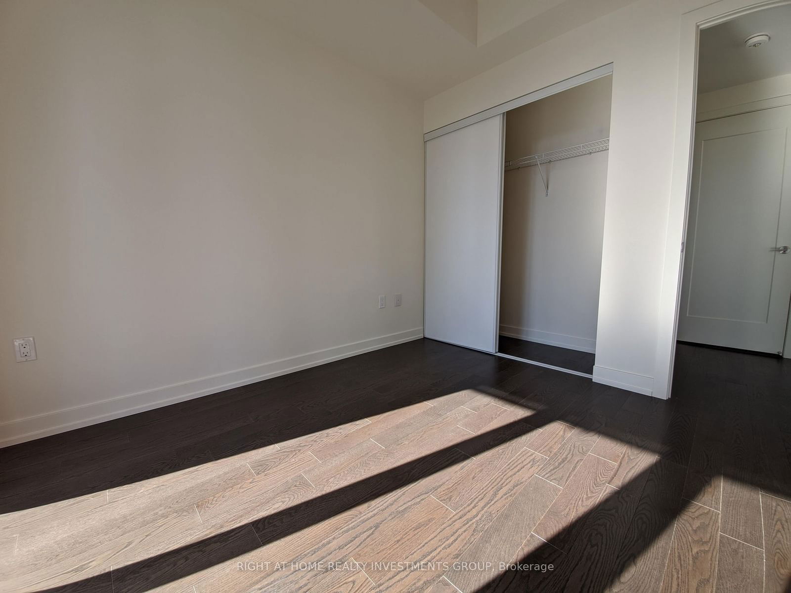 330 Richmond St W, unit 2315 for rent