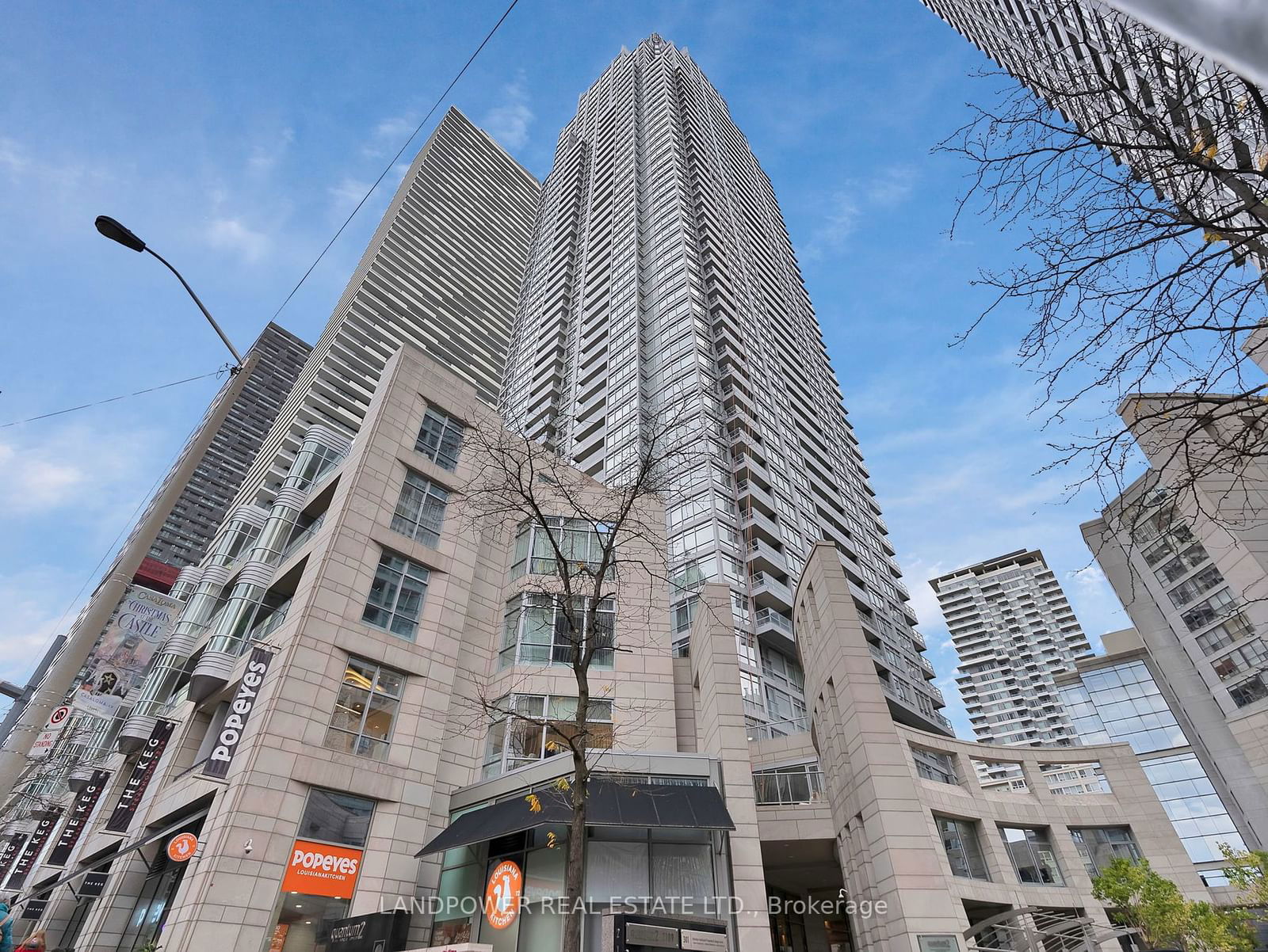 2191 Yonge St, unit 411 for sale