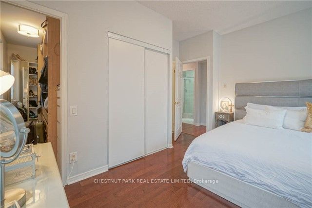 120 Lombard St, unit 208 for rent